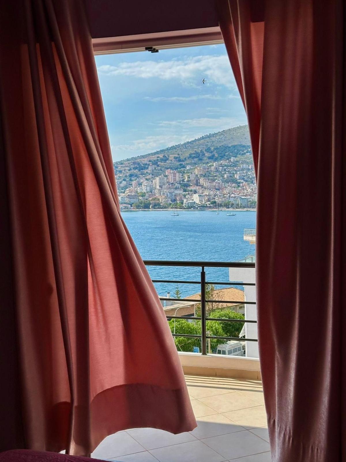 Esmeralda Apartaments Sarandë Exterior foto